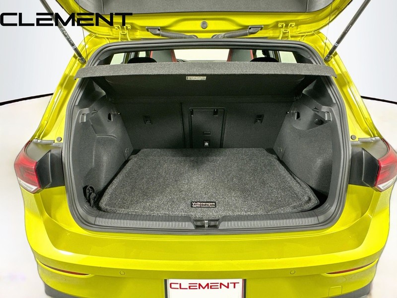 Volkswagen Golf GTI Vehicle Image 11