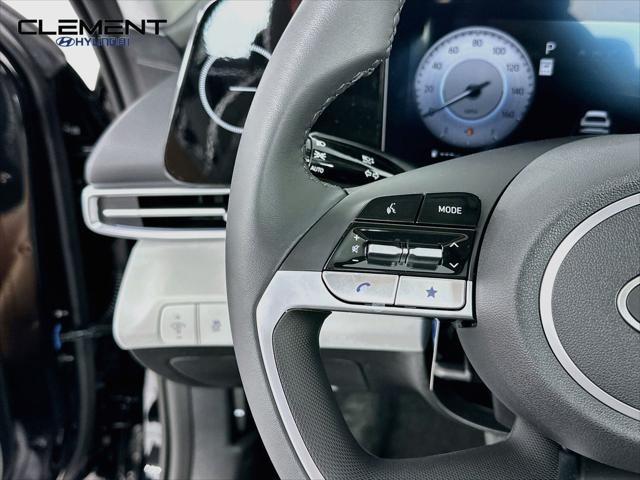 Hyundai Elantra Vehicle Full-screen Gallery Image 14