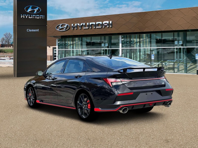 Hyundai Elantra N Vehicle Full-screen Gallery Image 5