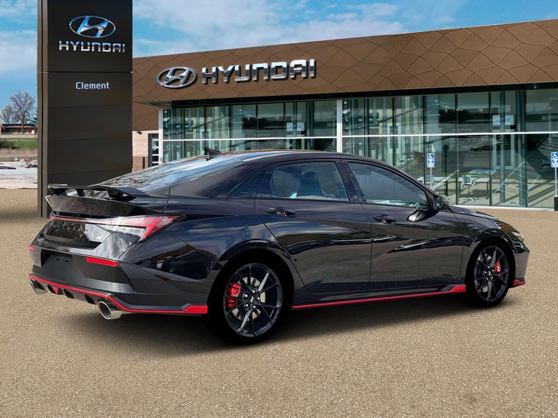 Hyundai Elantra N Vehicle Full-screen Gallery Image 8