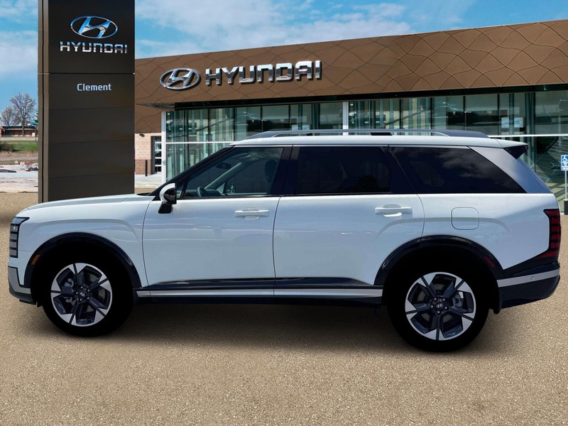 Hyundai Palisade Vehicle Full-screen Gallery Image 3