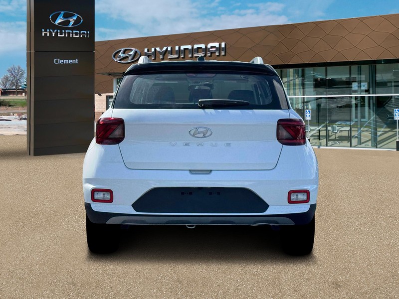 Hyundai Venue Vehicle Full-screen Gallery Image 6
