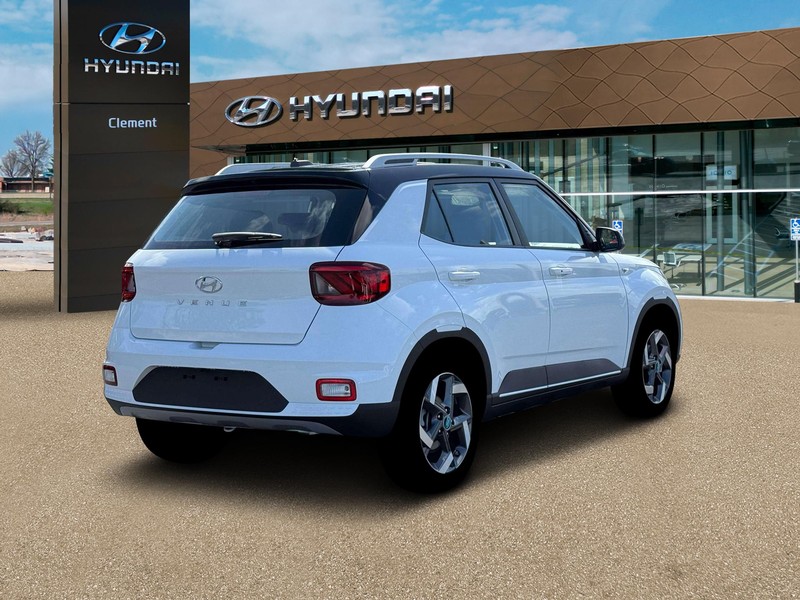 Hyundai Venue Vehicle Full-screen Gallery Image 7