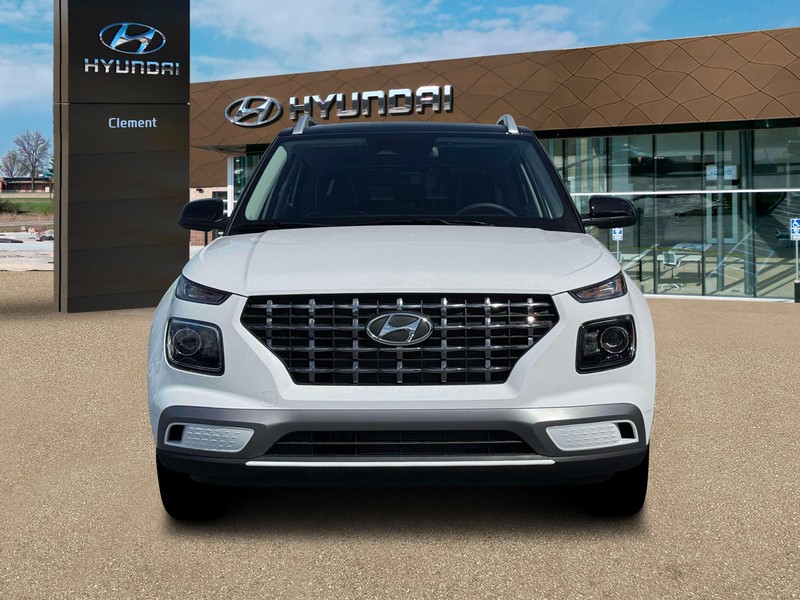 Hyundai Venue Vehicle Full-screen Gallery Image 12