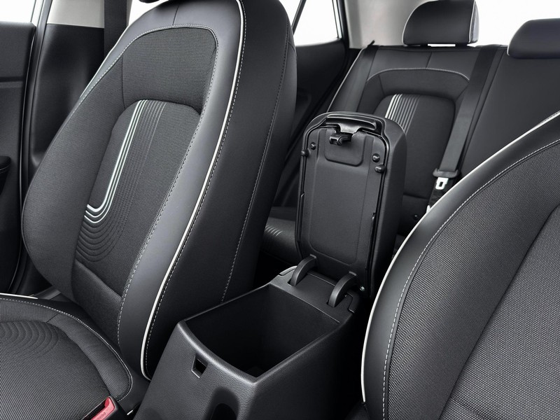 Hyundai Venue Vehicle Full-screen Gallery Image 18