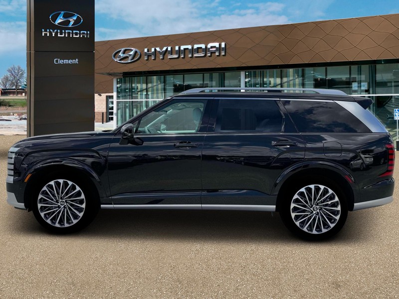 Hyundai Palisade Vehicle Full-screen Gallery Image 3