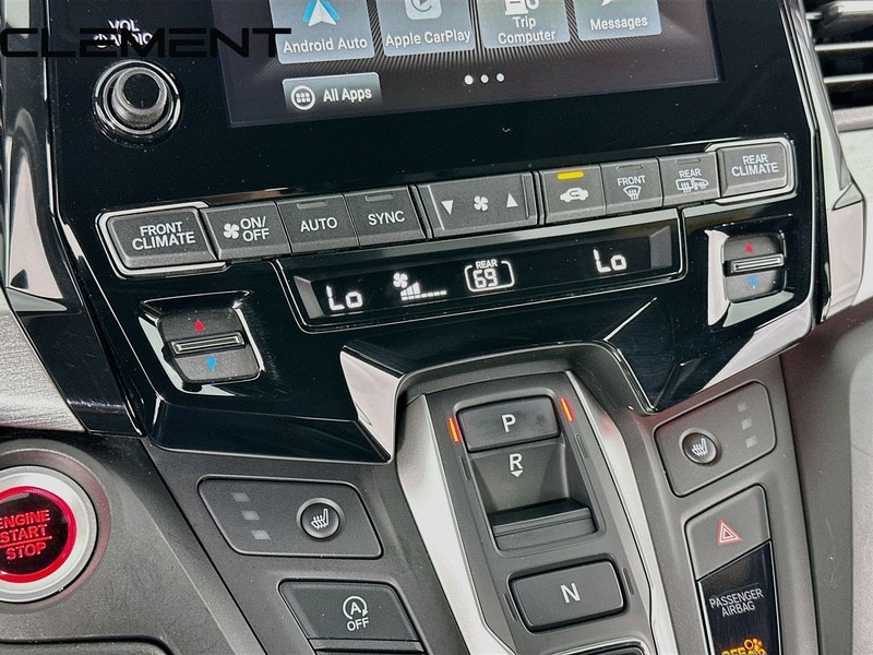 Honda Odyssey Vehicle Full-screen Gallery Image 22