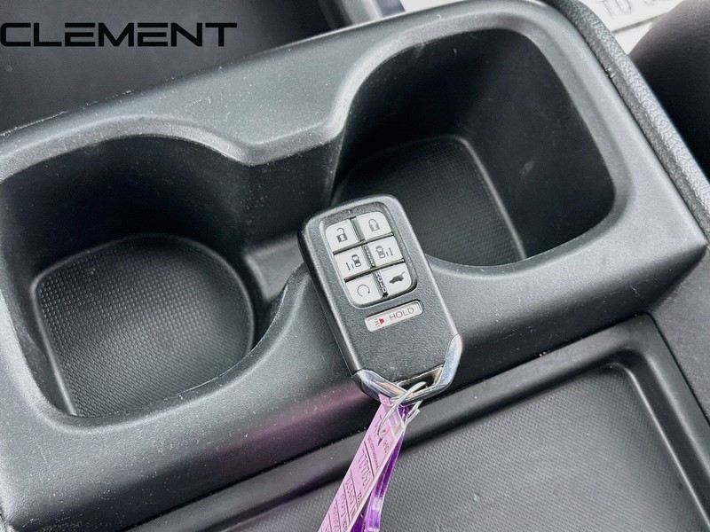 Honda Odyssey Vehicle Full-screen Gallery Image 24