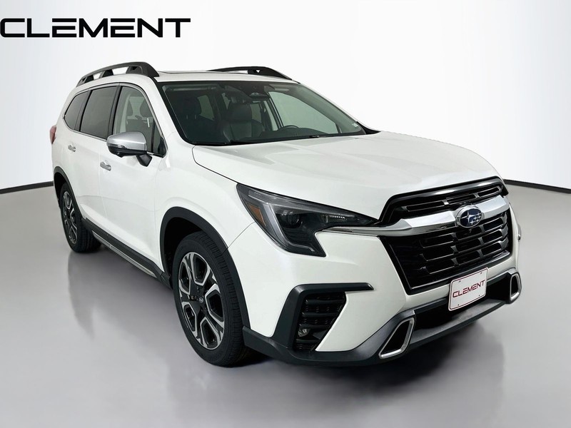 Subaru Ascent Vehicle Full-screen Gallery Image 5