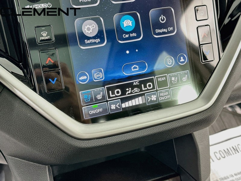 Subaru Ascent Vehicle Full-screen Gallery Image 22