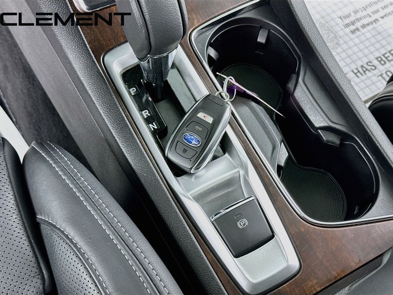 Subaru Ascent Vehicle Full-screen Gallery Image 24
