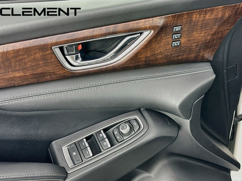 Subaru Ascent Vehicle Full-screen Gallery Image 28