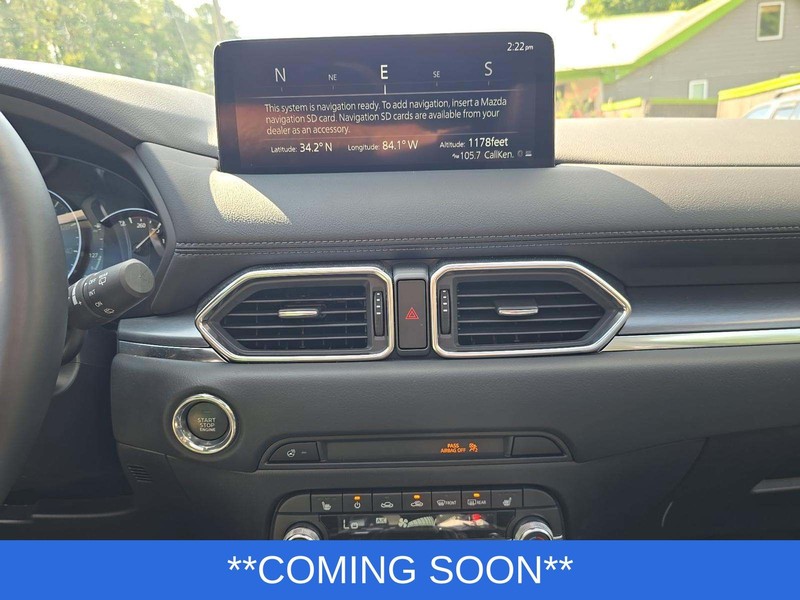 Mazda CX-5 Vehicle Full-screen Gallery Image 3