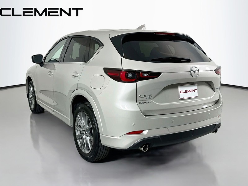 Mazda CX-5 Vehicle Image 10