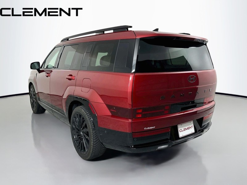 Hyundai Santa Fe Vehicle Image 10