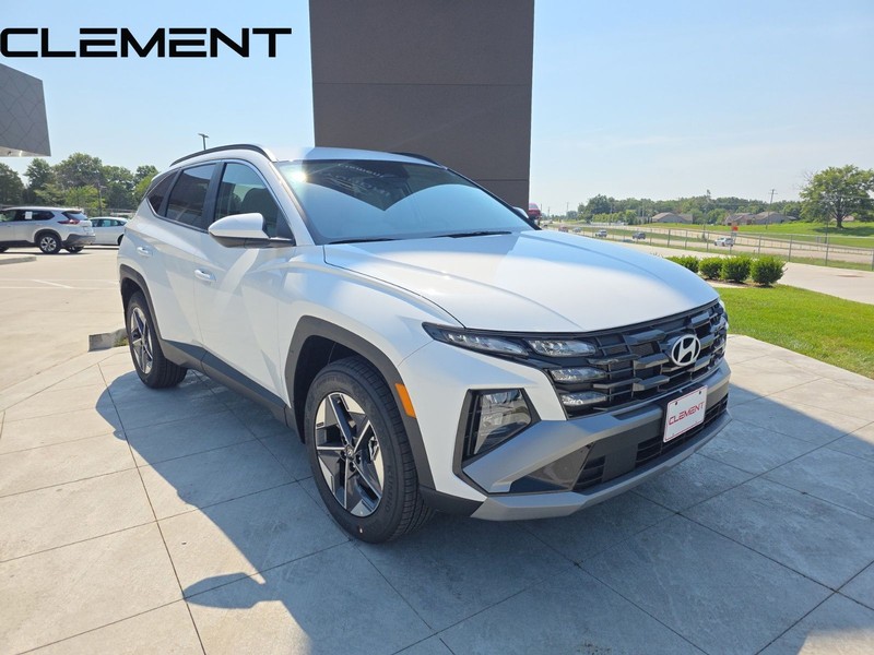 Hyundai Tucson Vehicle Full-screen Gallery Image 6