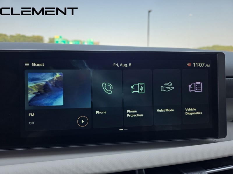 Hyundai Tucson Vehicle Full-screen Gallery Image 19