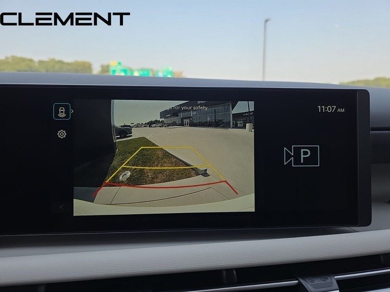 Hyundai Tucson Vehicle Full-screen Gallery Image 22
