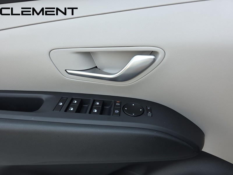 Hyundai Tucson Vehicle Full-screen Gallery Image 27