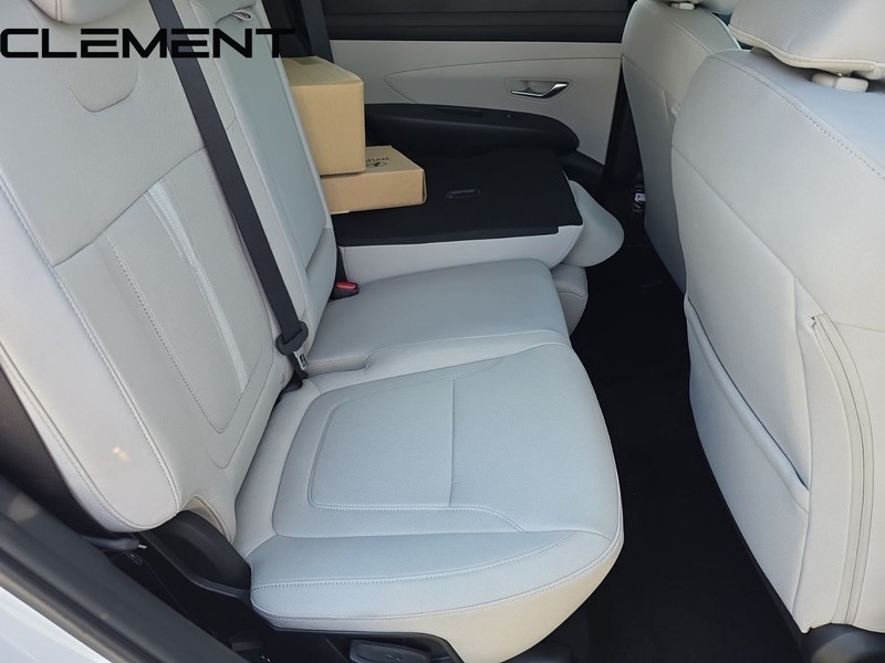 Hyundai Tucson Vehicle Full-screen Gallery Image 33