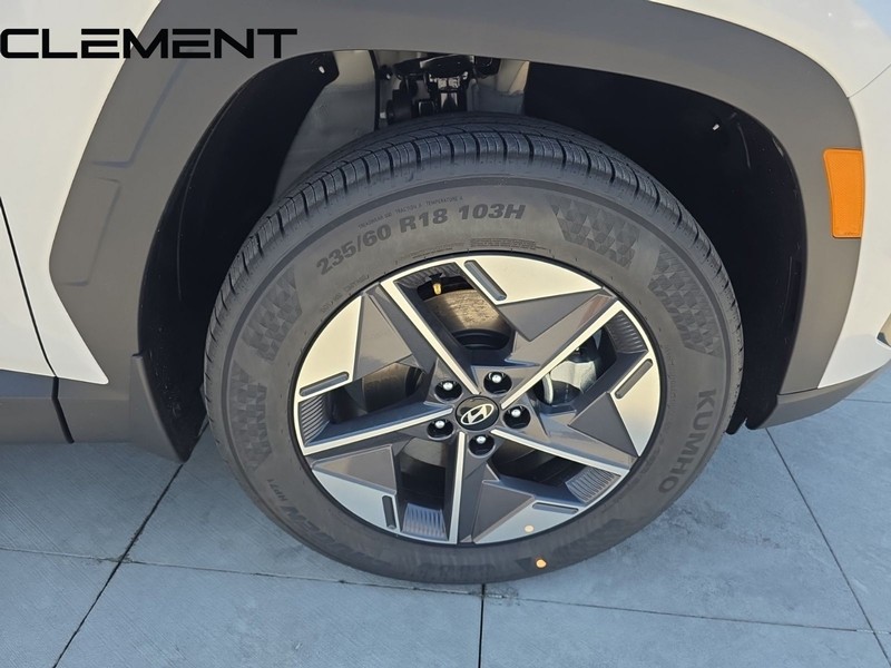 Hyundai Tucson Vehicle Full-screen Gallery Image 38