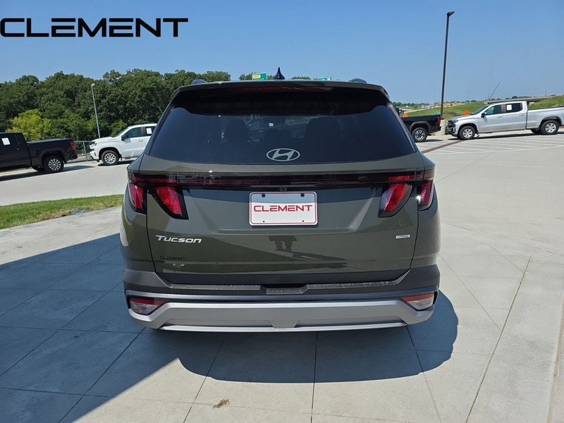 Hyundai Tucson Vehicle Full-screen Gallery Image 10