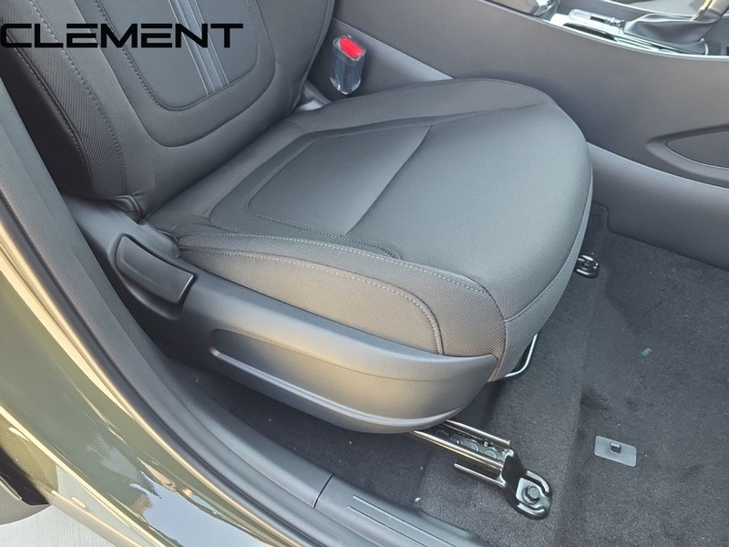 Hyundai Tucson Vehicle Full-screen Gallery Image 34