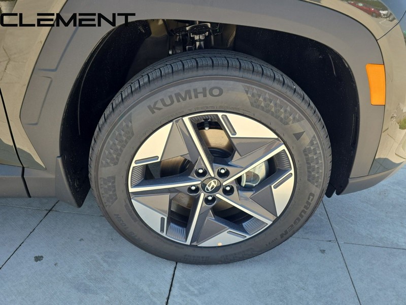 Hyundai Tucson Vehicle Full-screen Gallery Image 37