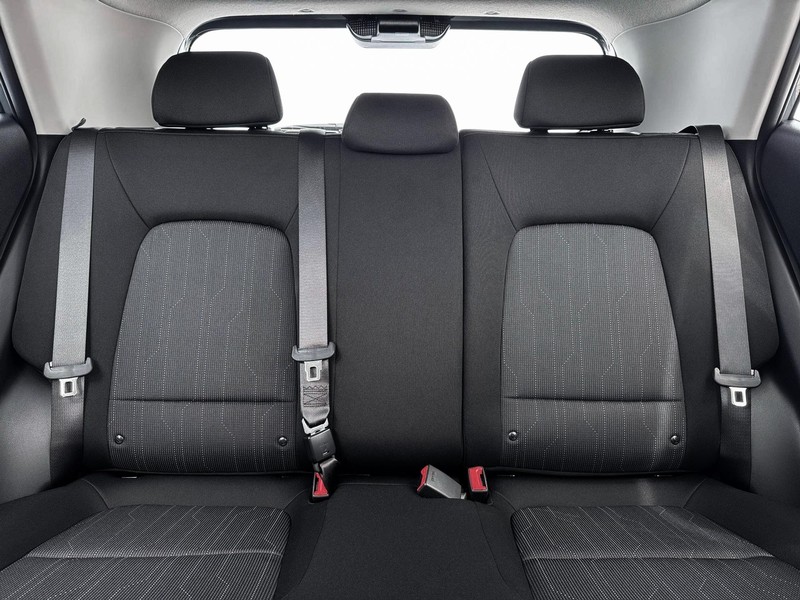 Hyundai Venue Vehicle Full-screen Gallery Image 16