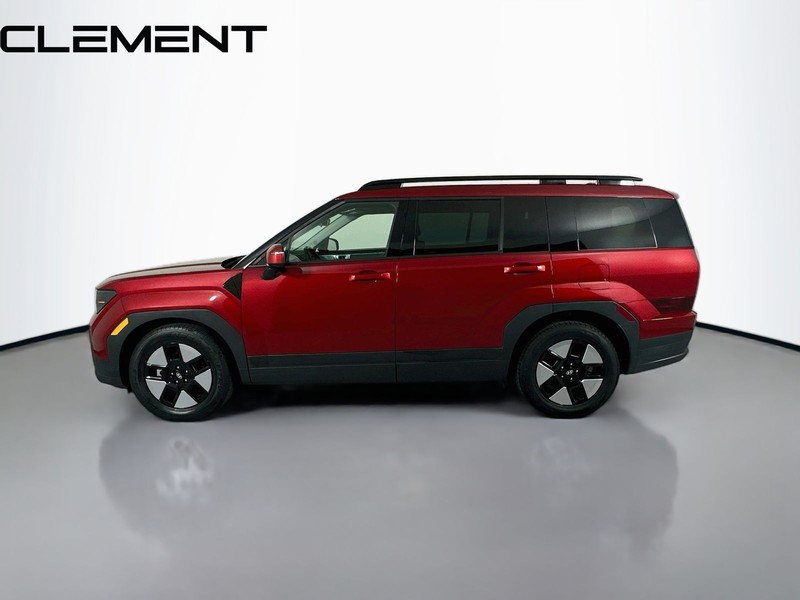 Hyundai Santa Fe Hybrid Vehicle Full-screen Gallery Image 6
