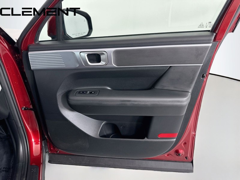 Hyundai Santa Fe Hybrid Vehicle Full-screen Gallery Image 34