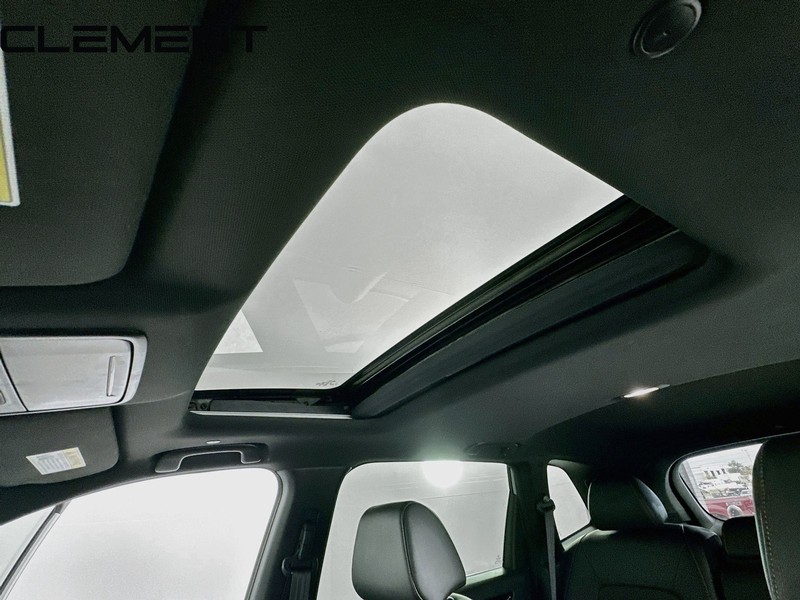 Honda CR-V Hybrid Vehicle Full-screen Gallery Image 25