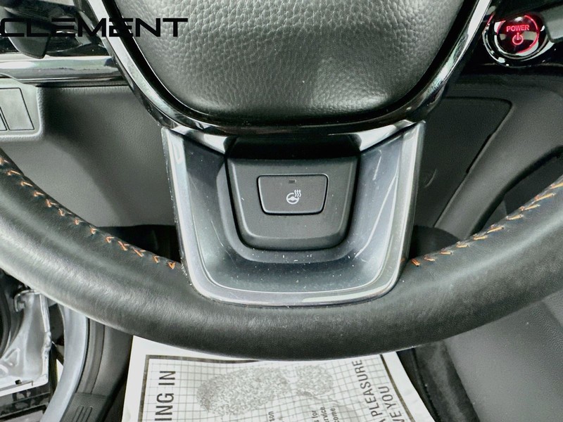 Honda CR-V Hybrid Vehicle Full-screen Gallery Image 39