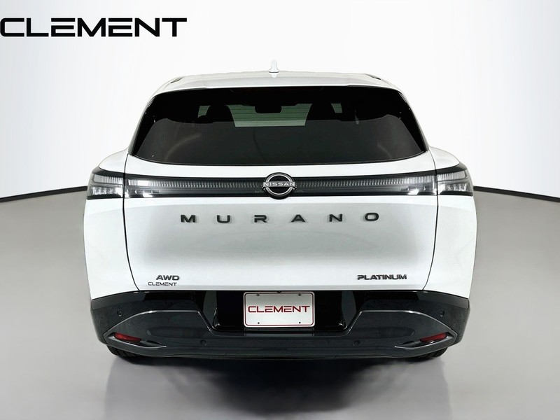 Nissan Murano Vehicle Full-screen Gallery Image 8