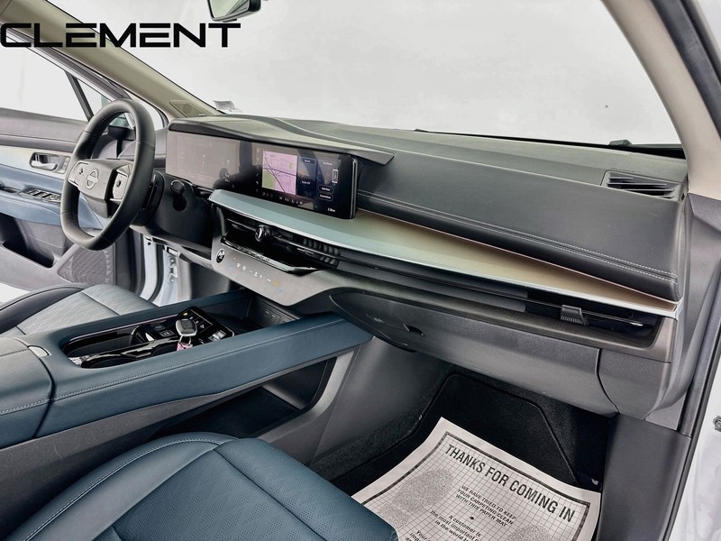 Nissan Murano Vehicle Full-screen Gallery Image 37