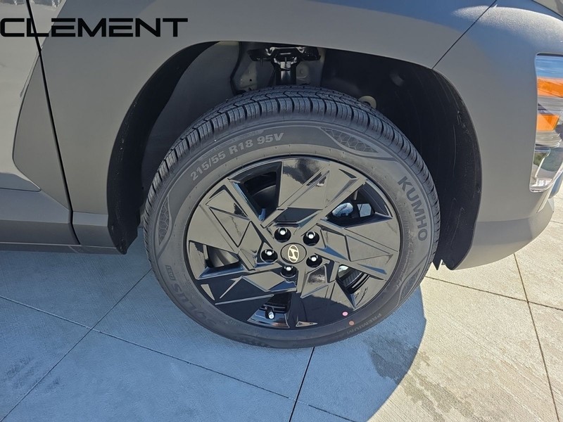 Hyundai Kona Vehicle Full-screen Gallery Image 37