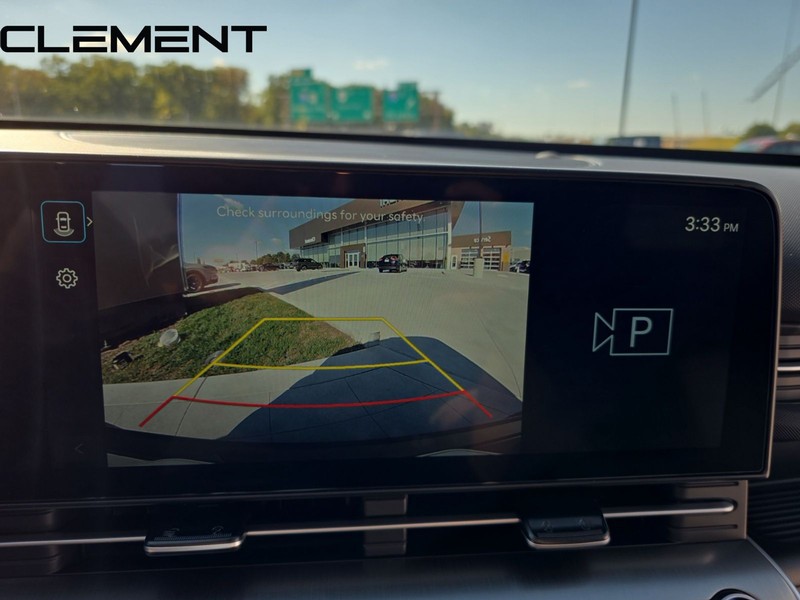 Hyundai Kona Vehicle Full-screen Gallery Image 22