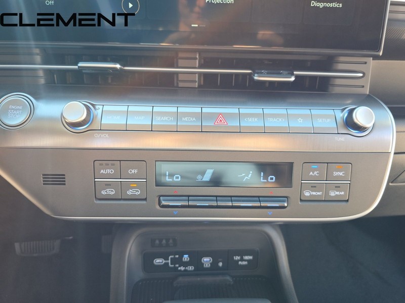 Hyundai Kona Vehicle Full-screen Gallery Image 23