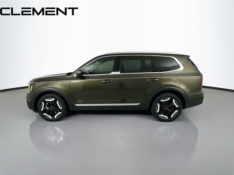 Kia Telluride Vehicle Full-screen Gallery Image 6