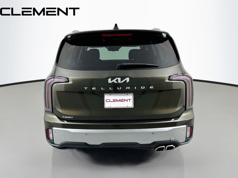 Kia Telluride Vehicle Full-screen Gallery Image 8
