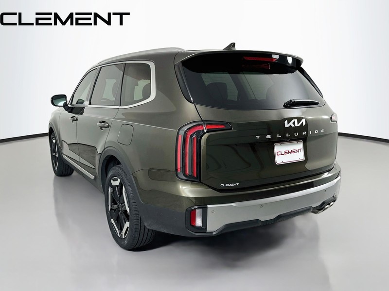 Kia Telluride Vehicle Full-screen Gallery Image 10