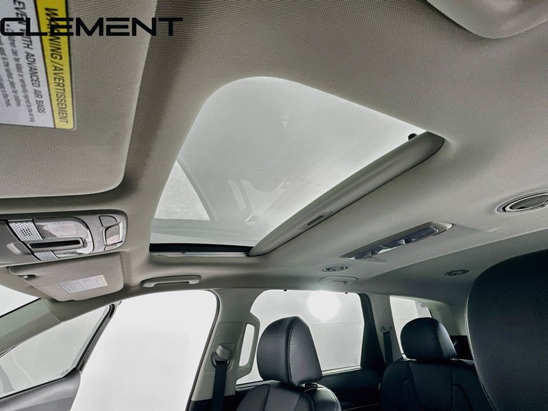Kia Telluride Vehicle Full-screen Gallery Image 25