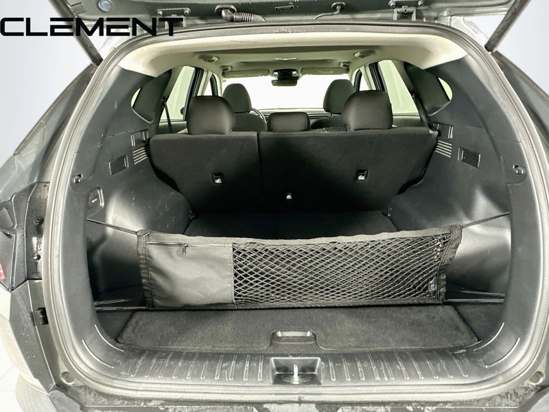 Hyundai Tucson Vehicle Full-screen Gallery Image 11