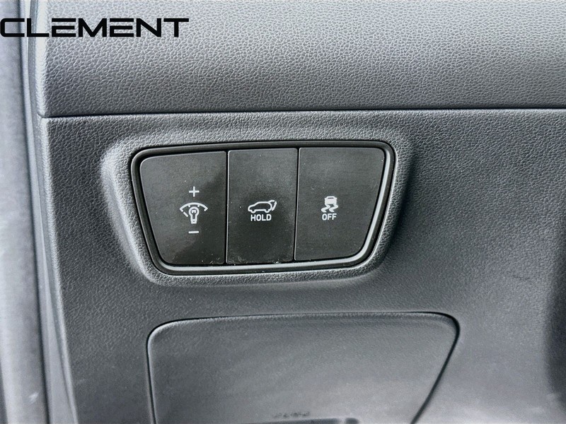 Hyundai Tucson Vehicle Full-screen Gallery Image 13