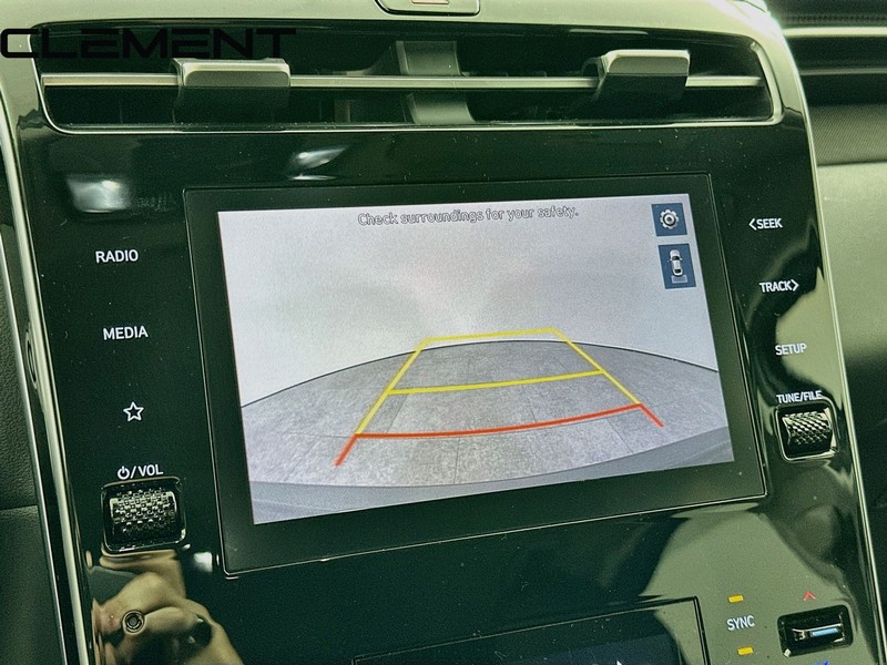 Hyundai Tucson Vehicle Full-screen Gallery Image 20