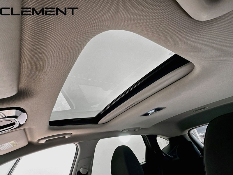 Hyundai Tucson Vehicle Full-screen Gallery Image 25