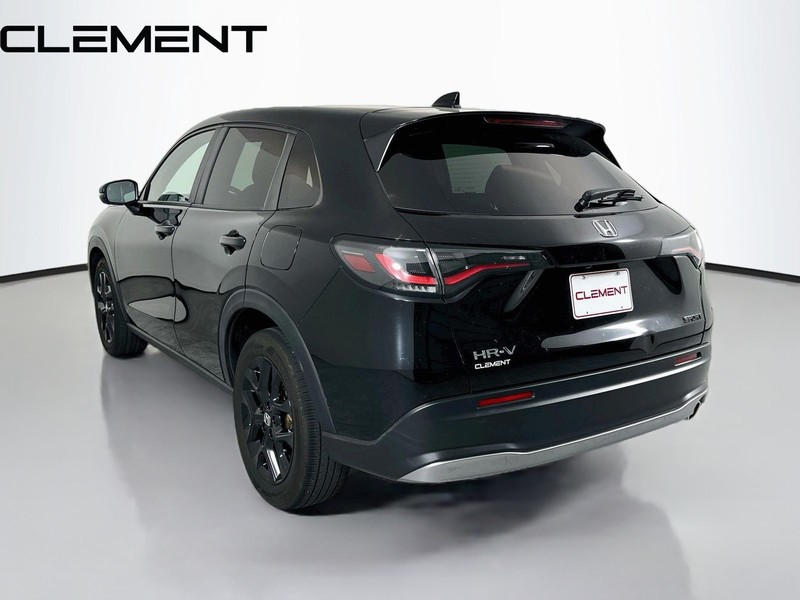 Honda HR-V Vehicle Full-screen Gallery Image 10
