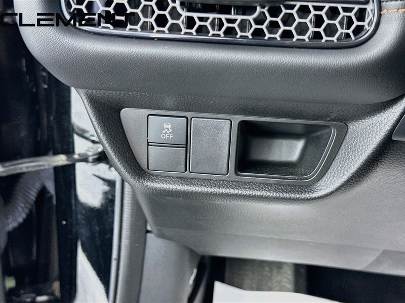 Honda HR-V Vehicle Full-screen Gallery Image 13