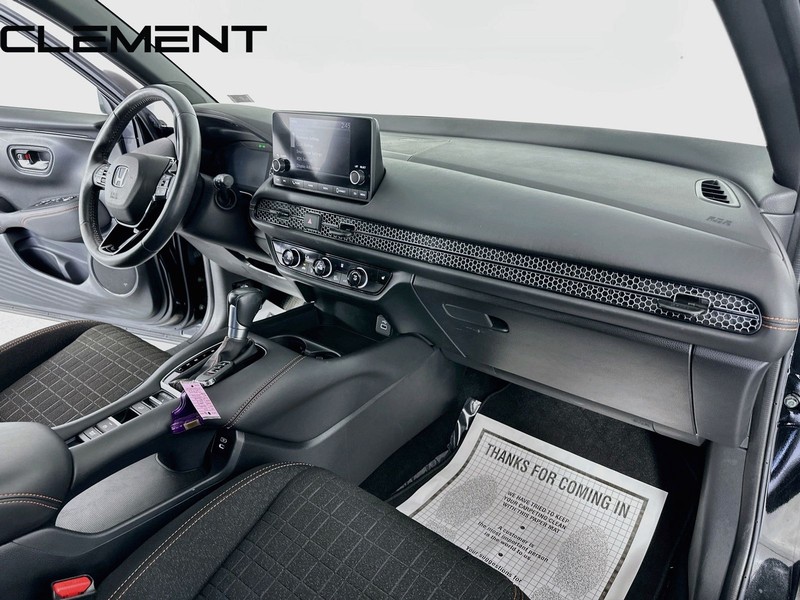 Honda HR-V Vehicle Full-screen Gallery Image 34