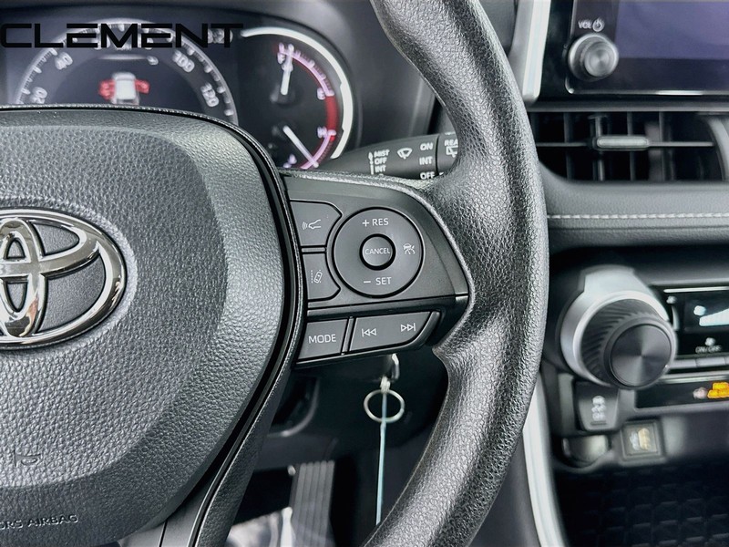Toyota RAV4 Vehicle Image 17